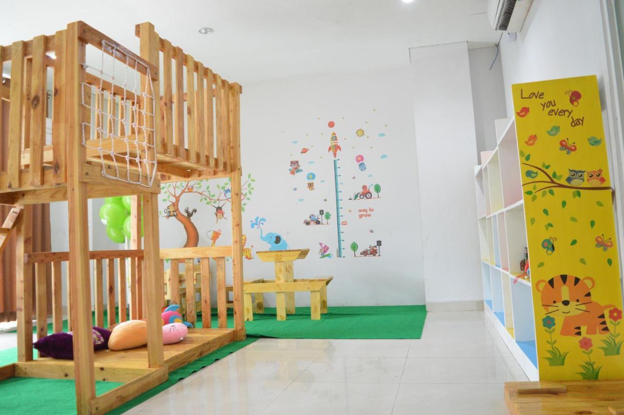 Lorin Syariah Solo Hotel Εξωτερικό φωτογραφία