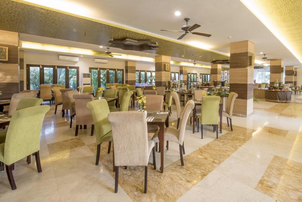 Lorin Syariah Solo Hotel Εξωτερικό φωτογραφία