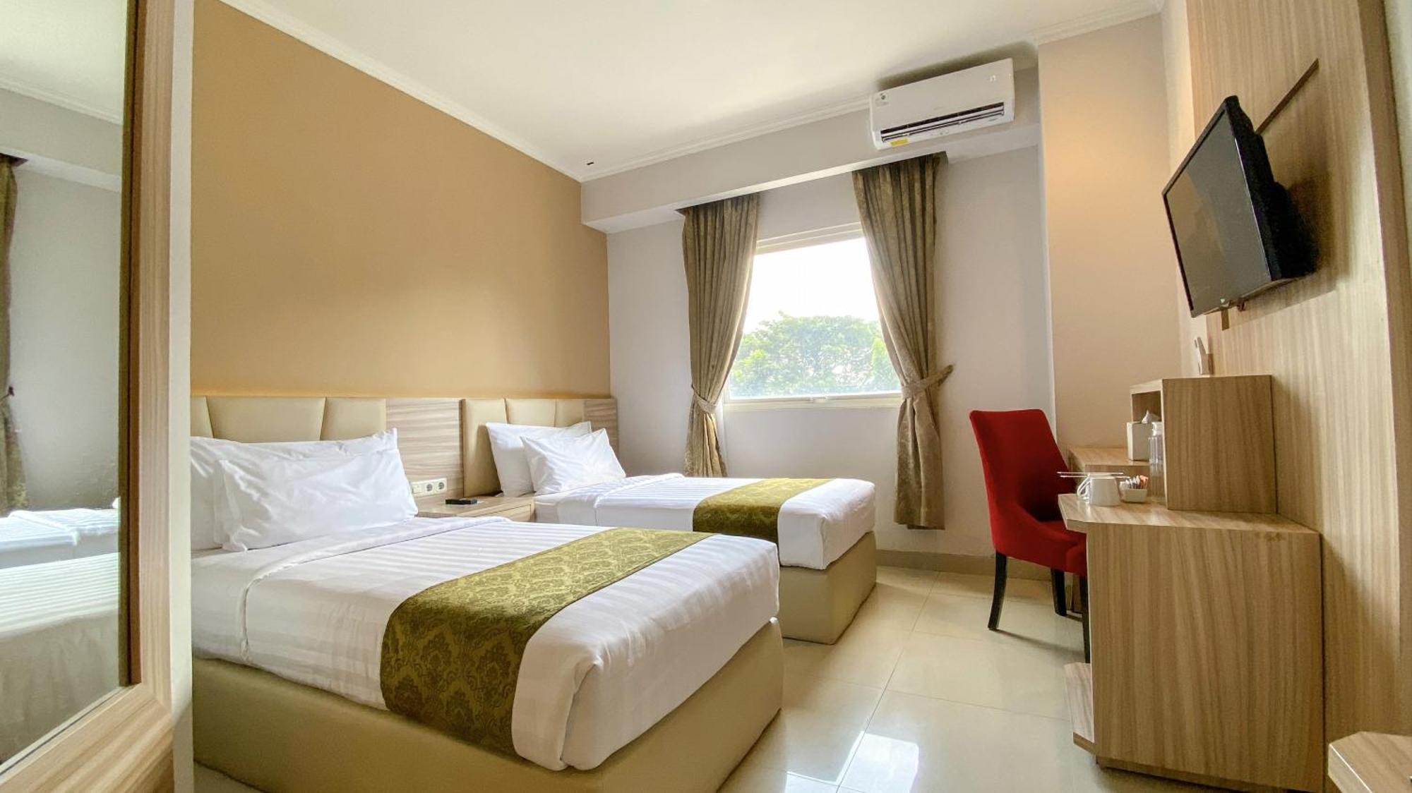 Lorin Syariah Solo Hotel Εξωτερικό φωτογραφία